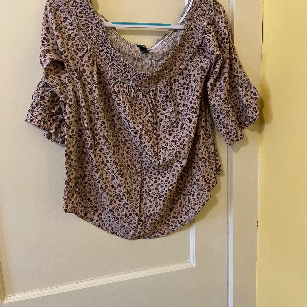 Off the shoulder